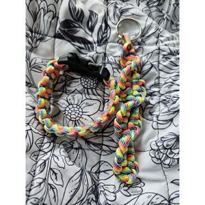 Handmade paracord keychain and bracelet‎ new